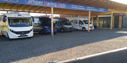 Wohnwagenhändler - Verkauf Reisemobil Aufbautyp: Integriert - Österreich - Camper Haring Erich