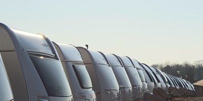 Caravan dealer - Verkauf Reisemobil Aufbautyp: Kastenwagen - Germany - Bei uns finden Sie sicher den passenden Wohnwagen! - Ostsee Campingpartner KG