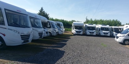 Wohnwagenhändler - Vermietung Reisemobil - Nordrhein-Westfalen - Camping Oase Kerpen GmbH