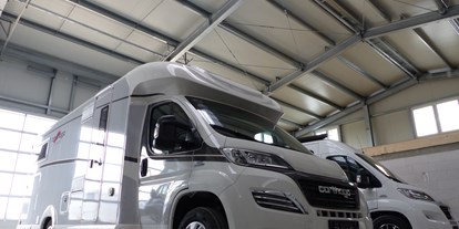 Caravan dealer - Servicepartner: Thule - Germany - Neue Werkstatthalle innen - Eder GmbH Wohnmobile und Wohnwagen
