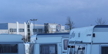 Caravan dealer - Verkauf Reisemobil Aufbautyp: Teilintegriert - Germany - Wolfgang Thein GmbH