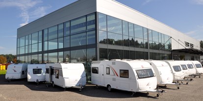 Wohnwagenhändler - Reparatur Reisemobil - Emmen (Emmen) - Das neue Ausstellungsgebäude ist fertig - Caravans Zimmermann AG