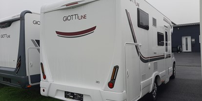 Wohnwagenhändler - geeignet für: Senioren - Caravan Prattes Giottiline Siena 385 