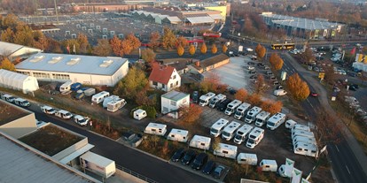 Caravan dealer - Markenvertretung: Forster - Germany - Sicht auf CarWo-World mit Blickrichtung zum Kaufpark und Dresden - CarWo-World