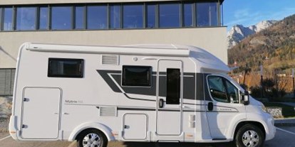 Caravan dealer - Fahrzeugzustand: neu - Adria Matrix 600 SL AUSSTELLUNGSFAHRZEUG