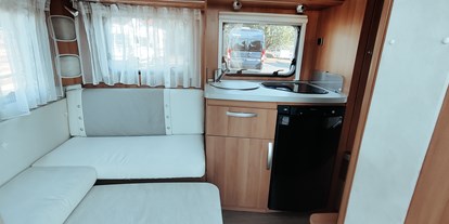 Caravan dealer - Caravan-Center Jens Patzer Hymer Eriba Nova 470  