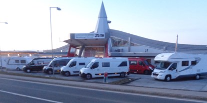 Caravan dealer - Verkauf Reisemobil Aufbautyp: Teilintegriert - Austria - rundumservice-Pichler e.U.