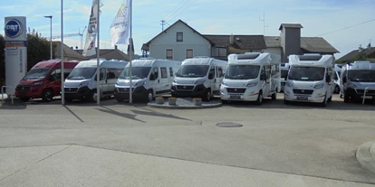 Caravan dealer - Verkauf Reisemobil Aufbautyp: Teilintegriert - Austria - Beiskammer Auto GmbH