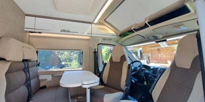 Caravan dealer - am Wochenende erreichbar - Tiroler Unterland - Wohnmobile RASS