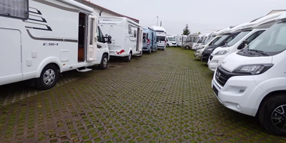 Caravan dealer - Verkauf Reisemobil Aufbautyp: Alkoven - Thuringia - Lippert Reisemobile GmbH