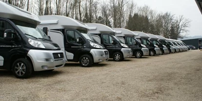 Caravan dealer - Verkauf Reisemobil Aufbautyp: Kastenwagen - Alco Wohnmobile AG