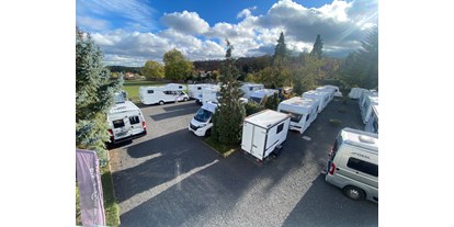 Wohnwagenhändler - Verkauf Reisemobil Aufbautyp: Alkoven - Deutschland - Caravan-Center Jens Patzer