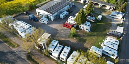 Wohnwagenhändler - Verkauf Reisemobil Aufbautyp: Kastenwagen - Luftbild - Caravaning Nord e.K.