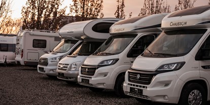 Caravan dealer - Markenvertretung: Globecar - Heck Caravan & Reisemobile