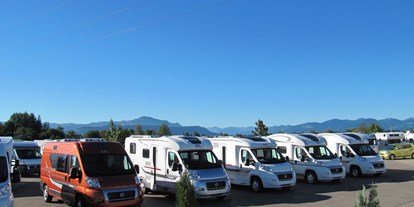 Caravan dealer - Verkauf Reisemobil Aufbautyp: Teilintegriert - Bavaria - Wohnmobile-Wohnwagen Wiedemann GmbH