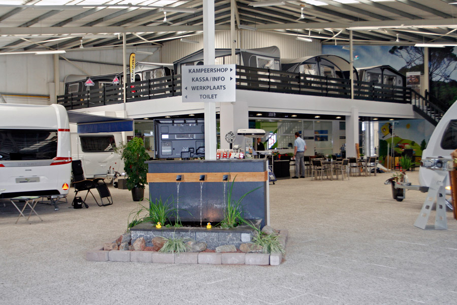 Wohnmobilhändler - Bildquelle: www.knobben-caravans.nl - Knobben Caravans