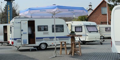 Wohnwagenhändler - Markenvertretung: Hobby - Pen Caravans Enschede