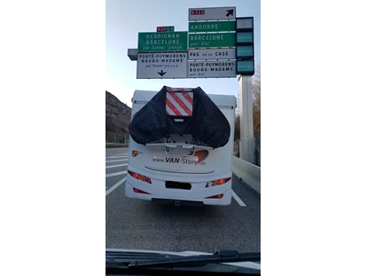Caravan dealer - Unfallinstandsetzung - Thuringia - Testfahrt mit eingebauter Vollluftfederung durch die Pyrenäen,... - VAN - STORE GOLDSCHMITT PREMIUMPARTNER
