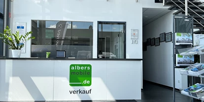 Caravan dealer - Verkauf Reisemobil Aufbautyp: Kastenwagen - Albers Mobile GmbH