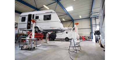 Wohnwagenhändler - Reparatur Reisemobil - Deutschland - 'Die Werkstatt - Caravan Company Berlin Schötzau u. Sohn