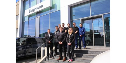 Caravan dealer - Ruhrgebiet - Team VW Nutzfahrzeuge, der California Profi Partner in Krefeld und Region. - VW Nutzfahrzeuge Borgmann