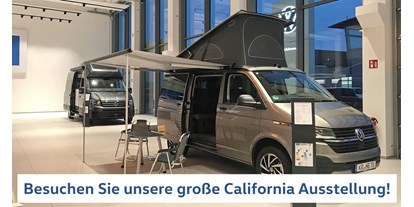 Caravan dealer - Ruhrgebiet - California Wohnmobil Ausstellung von Volkswagen Borgmann Krefeld. - VW Nutzfahrzeuge Borgmann