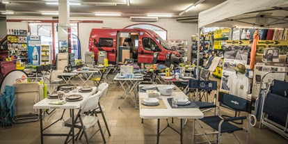 Caravan dealer - Verkauf Wohnwagen - Mailand - FUSTINONI SPORT