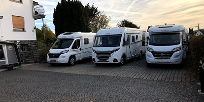 Caravan dealer - Campingtisch - HSM MOBILE FREIZEIT eK HSM Mobile Freizeit 