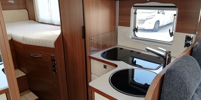 Caravan dealer - Nasszelle - Reisemobile Zill LMC - Explorer I 675 G Comfort