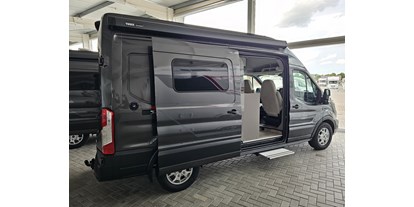 Caravan dealer - Dusche - A. C. Dehne GmbH LMC Innovan 590 
