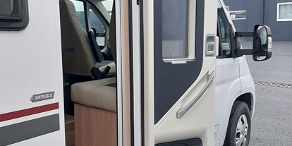 Wohnwagenhändler - Klimaanlage: im Wohnbereich - Caravan Prattes Giottiline Siena 385 