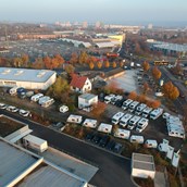 RV dealer - Sicht auf CarWo-World mit Blickrichtung zum Kaufpark und Dresden - CarWo-World