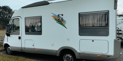 Wohnwagenhändler - Deutschland - Caravan-Center Jens Patzer Knaus Traveller / Fiat 2,5 TD / 115 PS 
