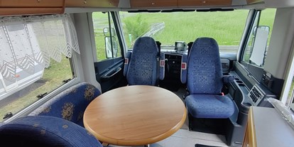 Wohnwagenhändler - Deutschland - Caravan-Center Jens Patzer Knaus Traveller / Fiat 2,5 TD / 115 PS 