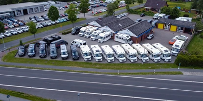 Caravan dealer - Verkauf Reisemobil Aufbautyp: Kastenwagen - Autohaus Rolf GmbH