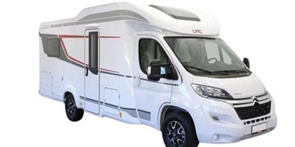 Caravan dealer - Dusche - Wohnmobile Röder LMC H 630 G