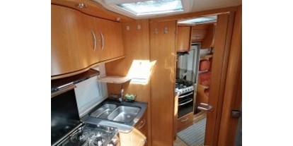 Caravan dealer - Fahrzeugzustand: gebraucht - Frankia A 740 GD - Doppelboden - Vermittlung