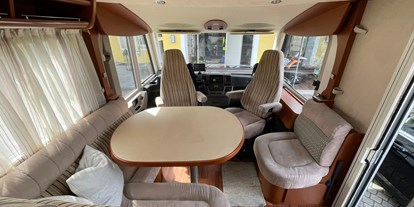 Caravan dealer - Hymer B594