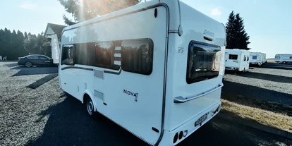Caravan dealer - Nasszelle - Germany - Caravan-Center Jens Patzer Hymer Eriba Nova 470  