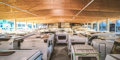 Caravan dealer - am Wochenende erreichbar - Austria - Neuer Einstellplatz  - A.M.C. Strohmeier