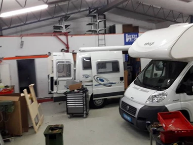 Wohnmobilhändler: Better Car Care Center