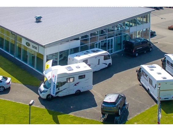 Wohnmobilhändler: Premium Mobile Kuntz GmbH
