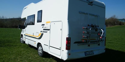 Wohnwagenhändler - Metzingen - Wohnmobil mieten mit Fahrradträger 4-fach - AlbCamper Wohnmobilvermietung, Wohnmobil mieten