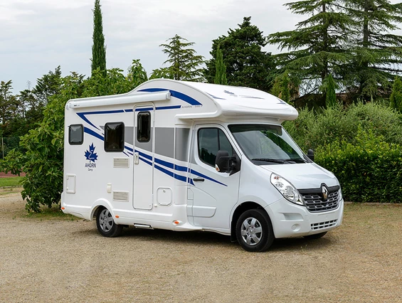 Wohnmobilhändler: Ahorn Camp 590 Wohnmobil mieten bei AlbCamper.de - AlbCamper Wohnmobilvermietung, Wohnmobil mieten