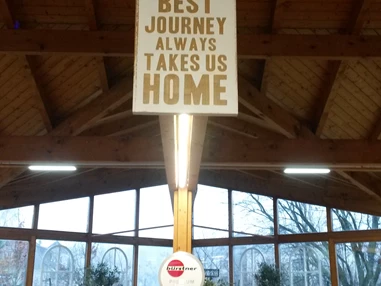 Wohnmobilhändler: Unser Zubehörshop - außergewöhnlich gestaltet und außergewöhnlich einladend zum Stöbern! - P-concept Reisemobile