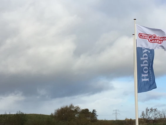 Wohnmobilhändler: Wir sind Händler von Hobby, Knaus, Fendt, T@B, Vega Caravans sowie Ahorn und Hobby Reisemobilen und Vans - Jysk Caravan Center