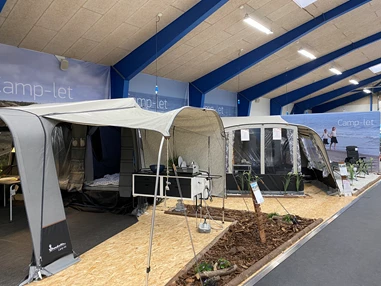 Wohnmobilhändler: Zeltanhänger-Ausstellung mit Camp-let - Jysk Caravan Center