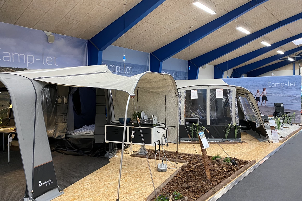 Wohnmobilhändler: Zeltanhänger-Ausstellung mit Camp-let - Jysk Caravan Center