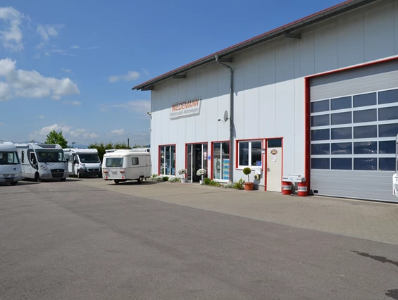 Wohnmobilhändler: Wohnmobile-Wohnwagen Wiedemann GmbH