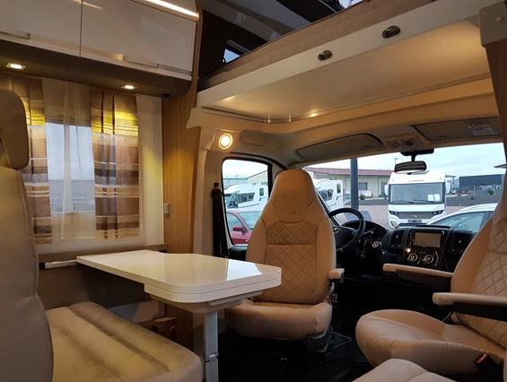 Wohnmobilhändler: PGS Freizeitmobile GmbH